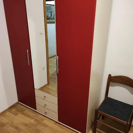 Διαμέρισμα Velenje Ravne Sobe Vrtacnik D O O Sostanj