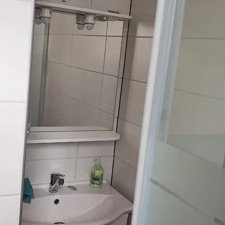 Velenje Ravne Sobe Vrtacnik D O O * Sostanj