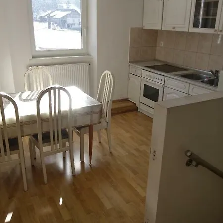 Velenje Ravne Sobe Vrtacnik D O O Appartement *