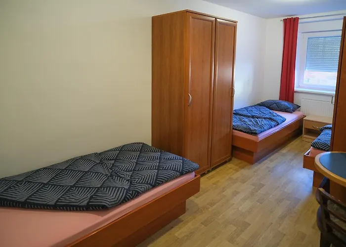 アパート Velenje Ravne Sobe Vrtacnik D O O Šoštanj