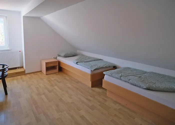 Velenje Ravne Sobe Vrtacnik D O O * Sostanj