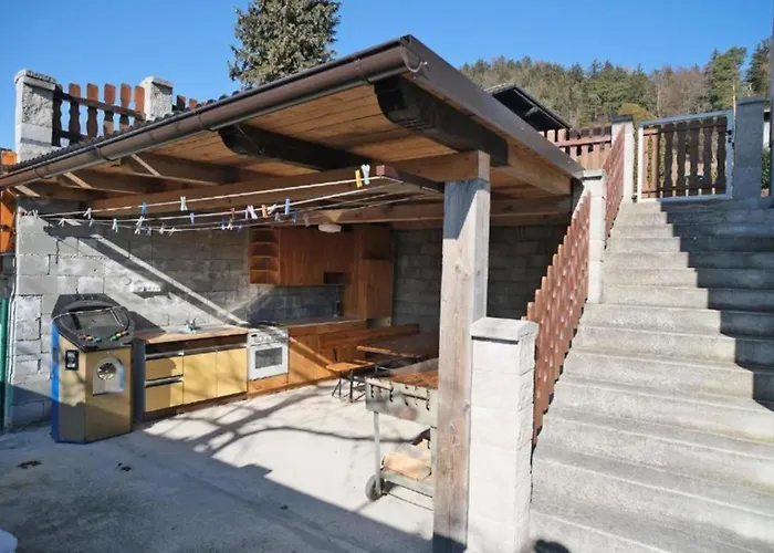 Velenje Ravne Sobe Vrtacnik D O O Apartamento *