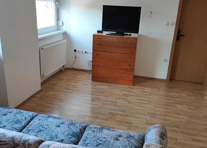 Apartamento Velenje Ravne Sobe Vrtacnik D O O Sostanj